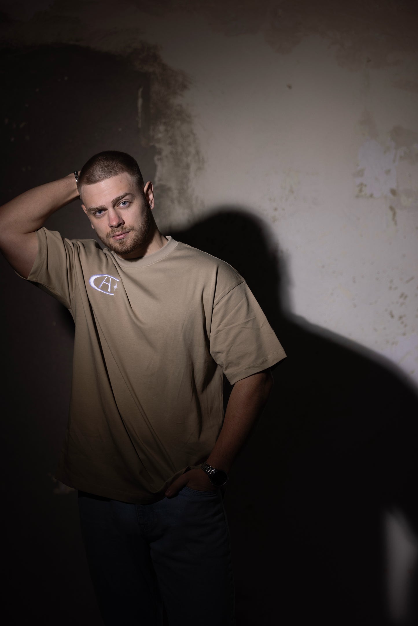 Culture Phone beige tee